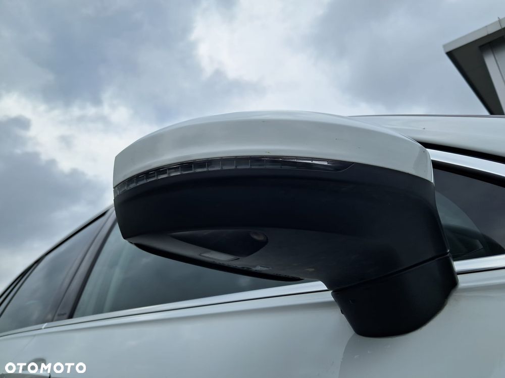 Volkswagen Tiguan 2.0 TDI SCR Life - 16