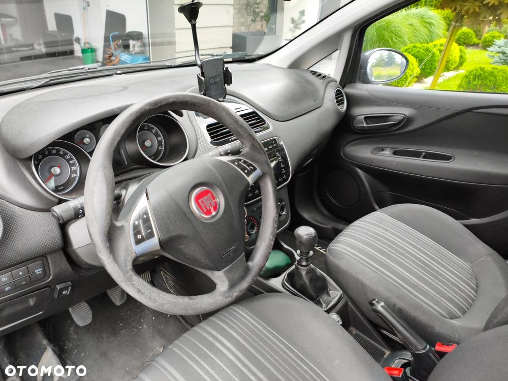 Fiat Punto 1.4 Easy S&S - 4