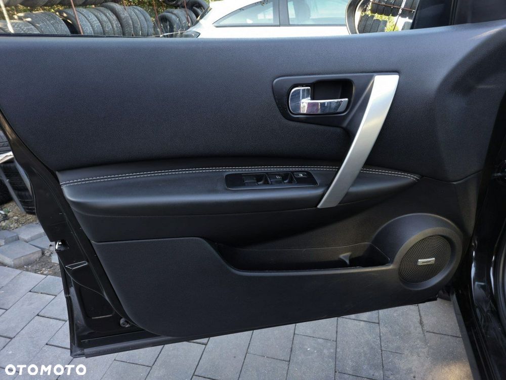 Nissan Qashqai+2 - 13