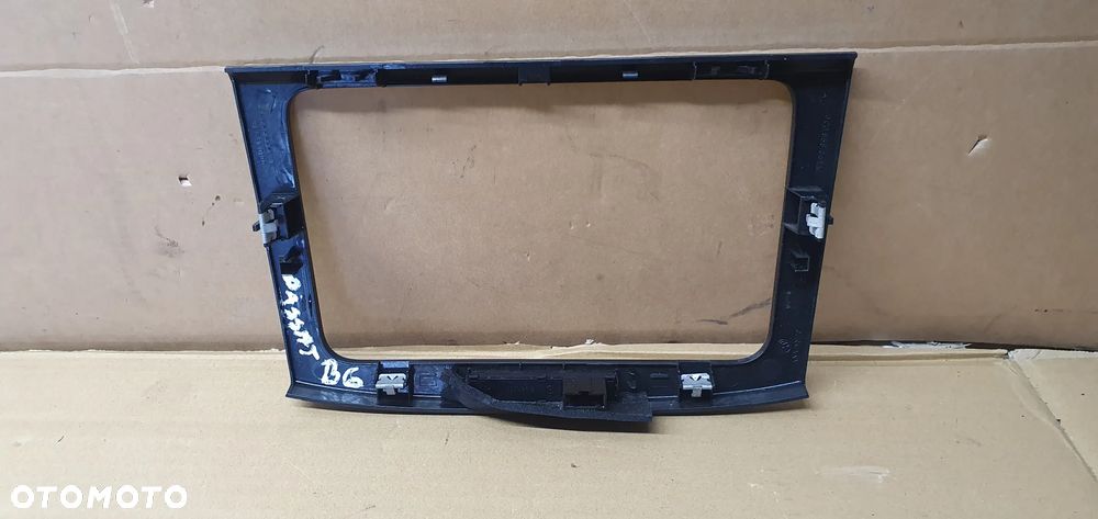 Ramka radia konsoli dekor VW Passat B6 3C0858069AE - 5