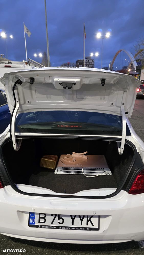 Peugeot 301 1.2 PureTech Active - 7