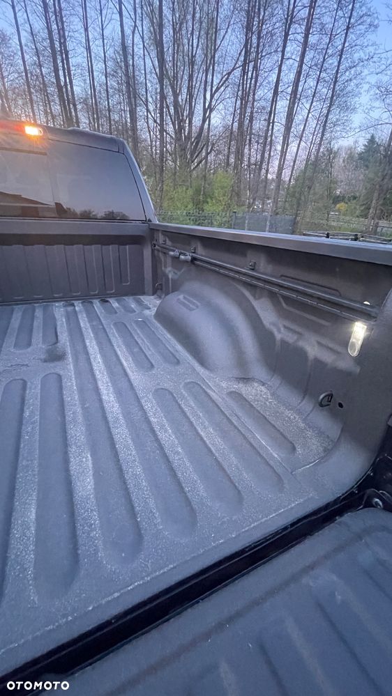 RAM 1500 5.7 Quad Cab Bighorn - 12