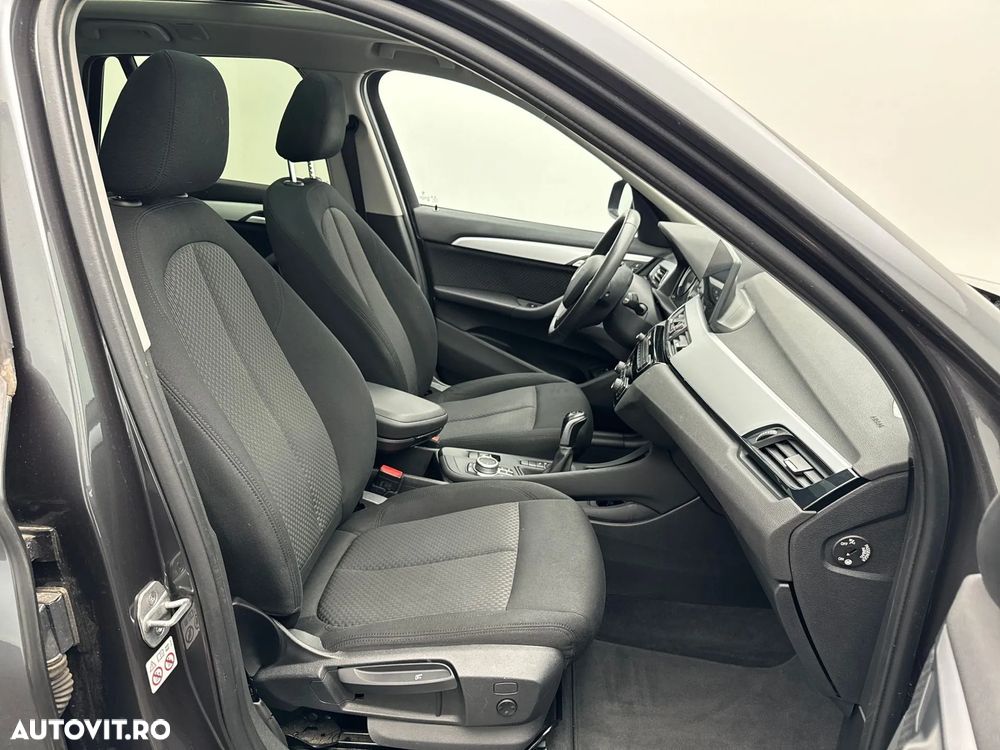 BMW X1 sDrive18d - 24