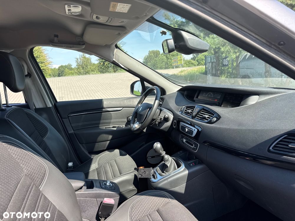 Renault Scenic ENERGY TCe 130 BOSE EDITION - 5