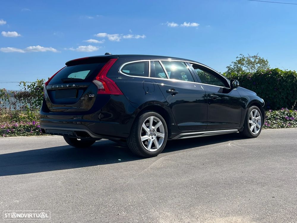 Volvo V60 D2 Geartronic Powershift Momentum - 21