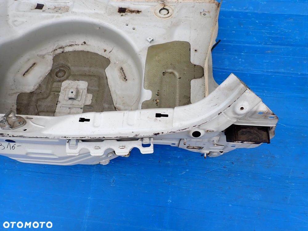 SUZUKI SWIFT MK7 5d 10- MK7 PAS TYLNY Z WANNĄ ZNL - 11