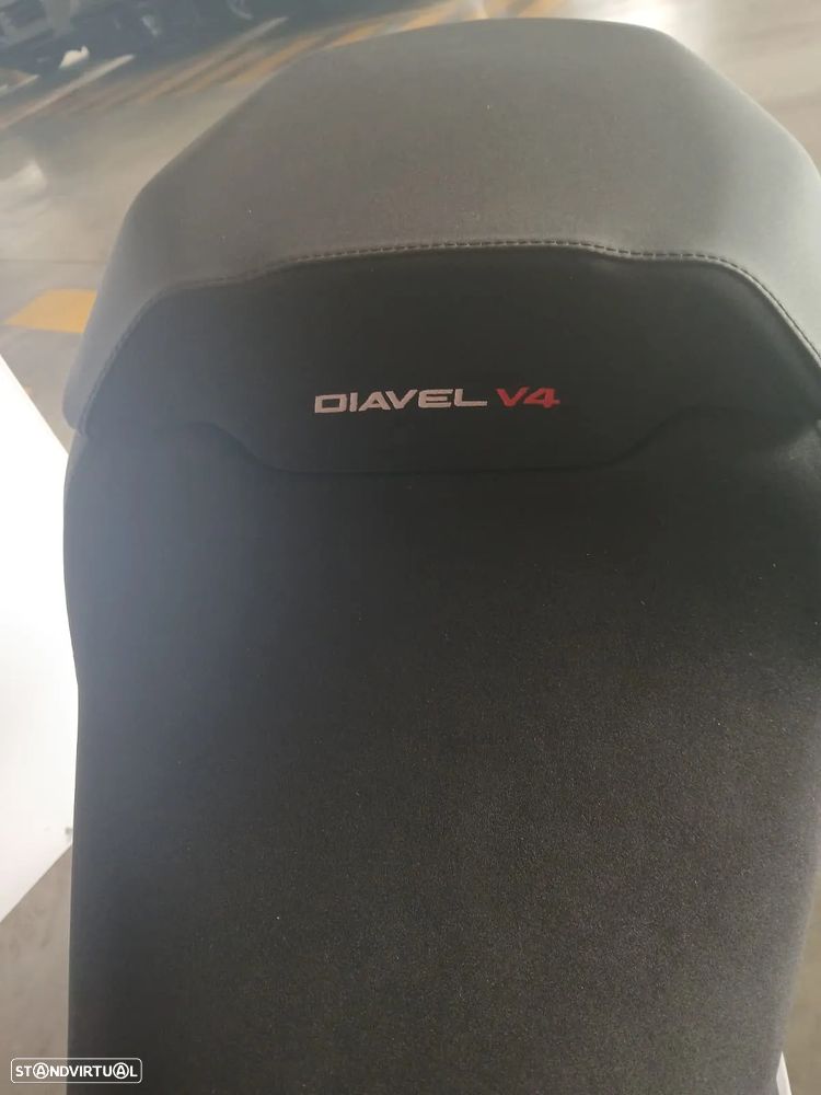 Ducati Diavel V4 - 15