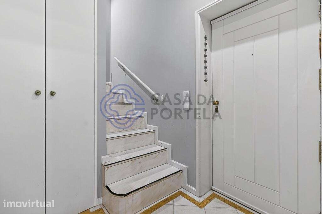 APARTAMENTO T4 | DULPEX | 3 TERRAÇOS | ULTIMO PISO | 2 LUGARES DE GARA - Grande imagem: 4/30