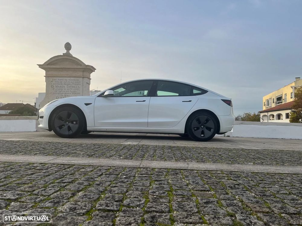 Tesla Model 3 RWD - 13