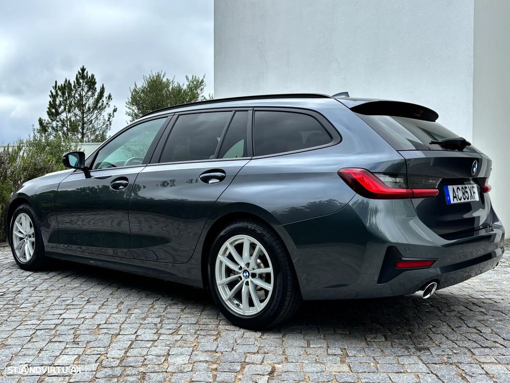 BMW 330 - 12