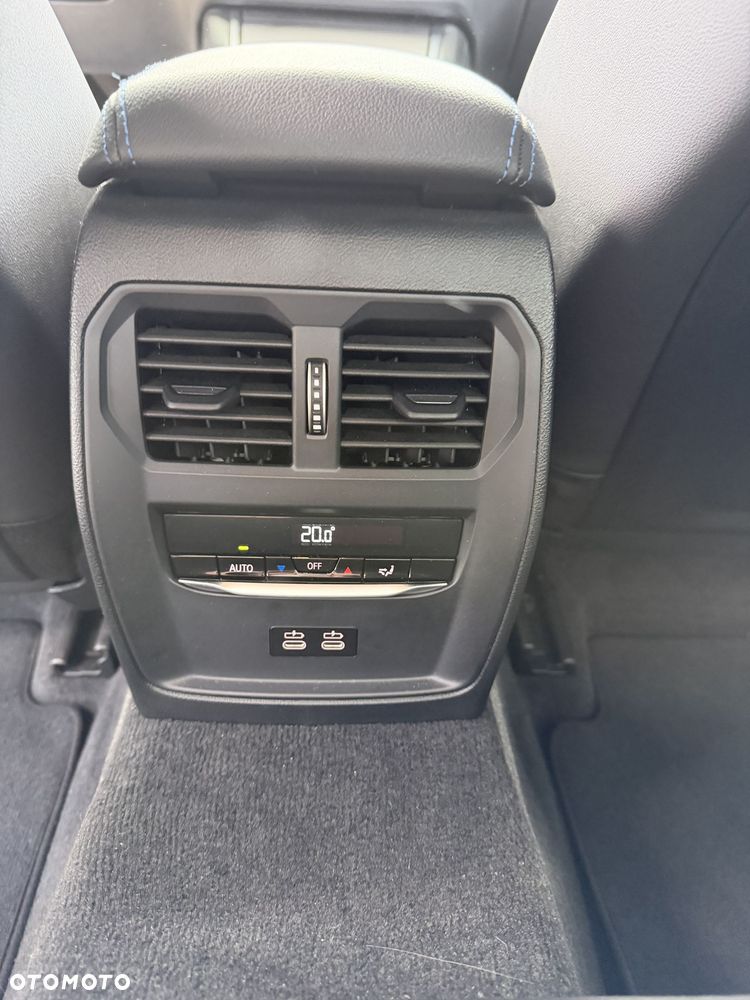 BMW Seria 3 320i xDrive M Sport sport - 11