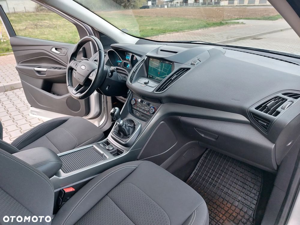 Ford Kuga 2.0 TDCi 2x4 SYNC - 18