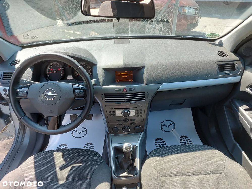 Opel Astra 1.4 Selection - 17