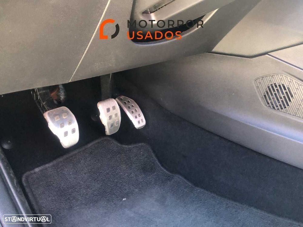 Renault Clio 1.0 TCe Esprit Alpine - 17