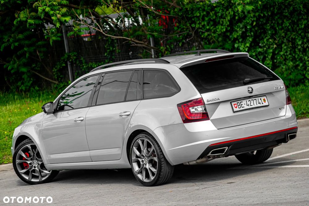 Skoda Octavia 2.0 TSI RS 230 - 10