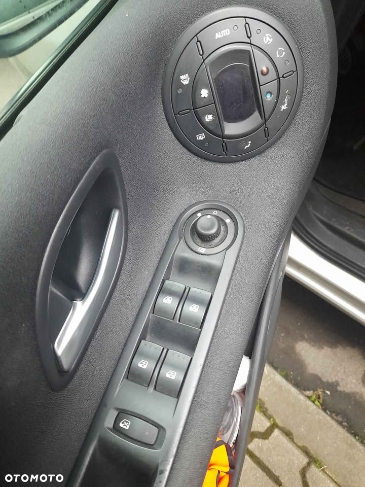 Renault Espace 2.0 dCi 150 FAP Edition 25th - 6