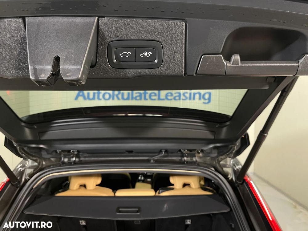 Volvo XC 60 B5 MHEV AT8 AWD Inscription - 25