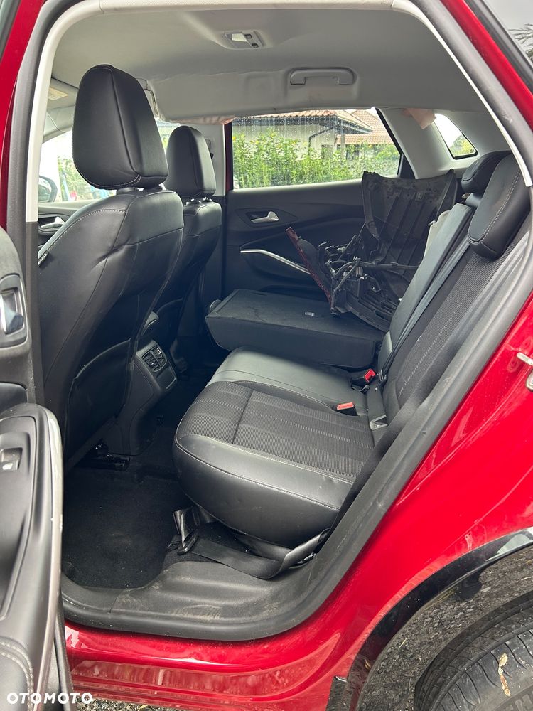 Opel Crossland X - 25