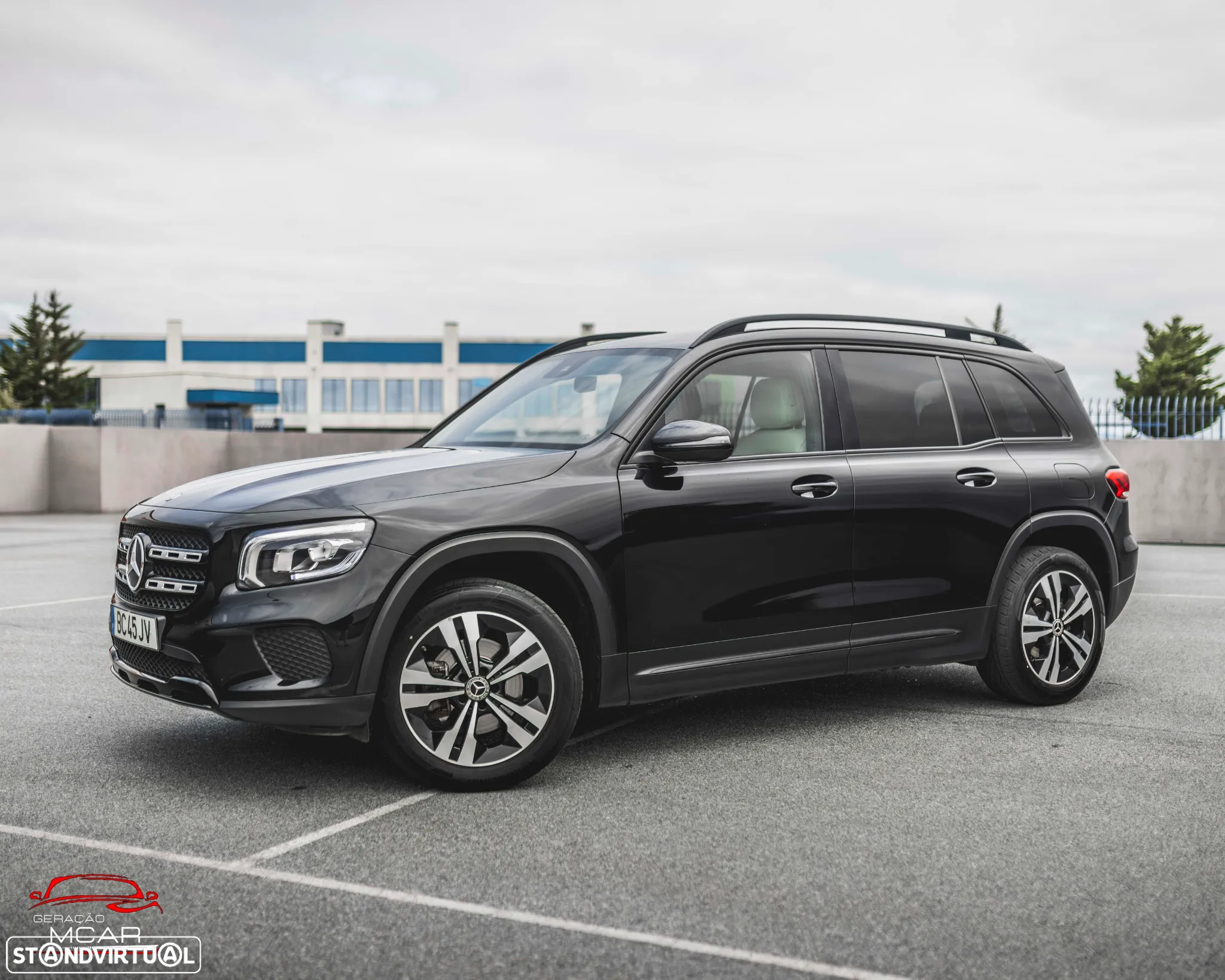 Mercedes-Benz GLB 180 - 6
