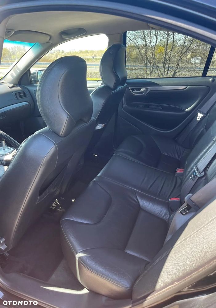 Volvo S60 2.4 D5 - 9