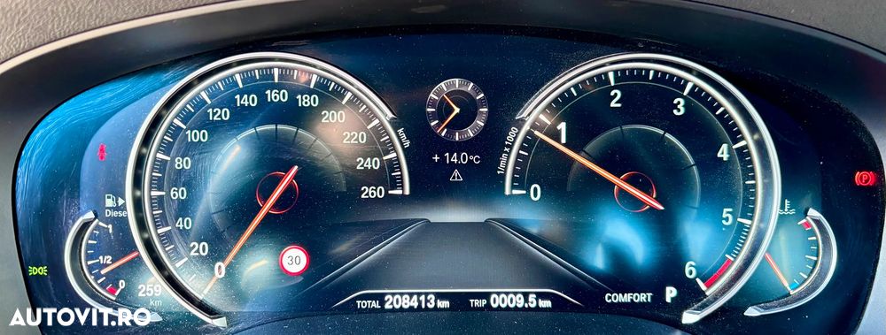 BMW Seria 5 530d xDrive Aut. - 24