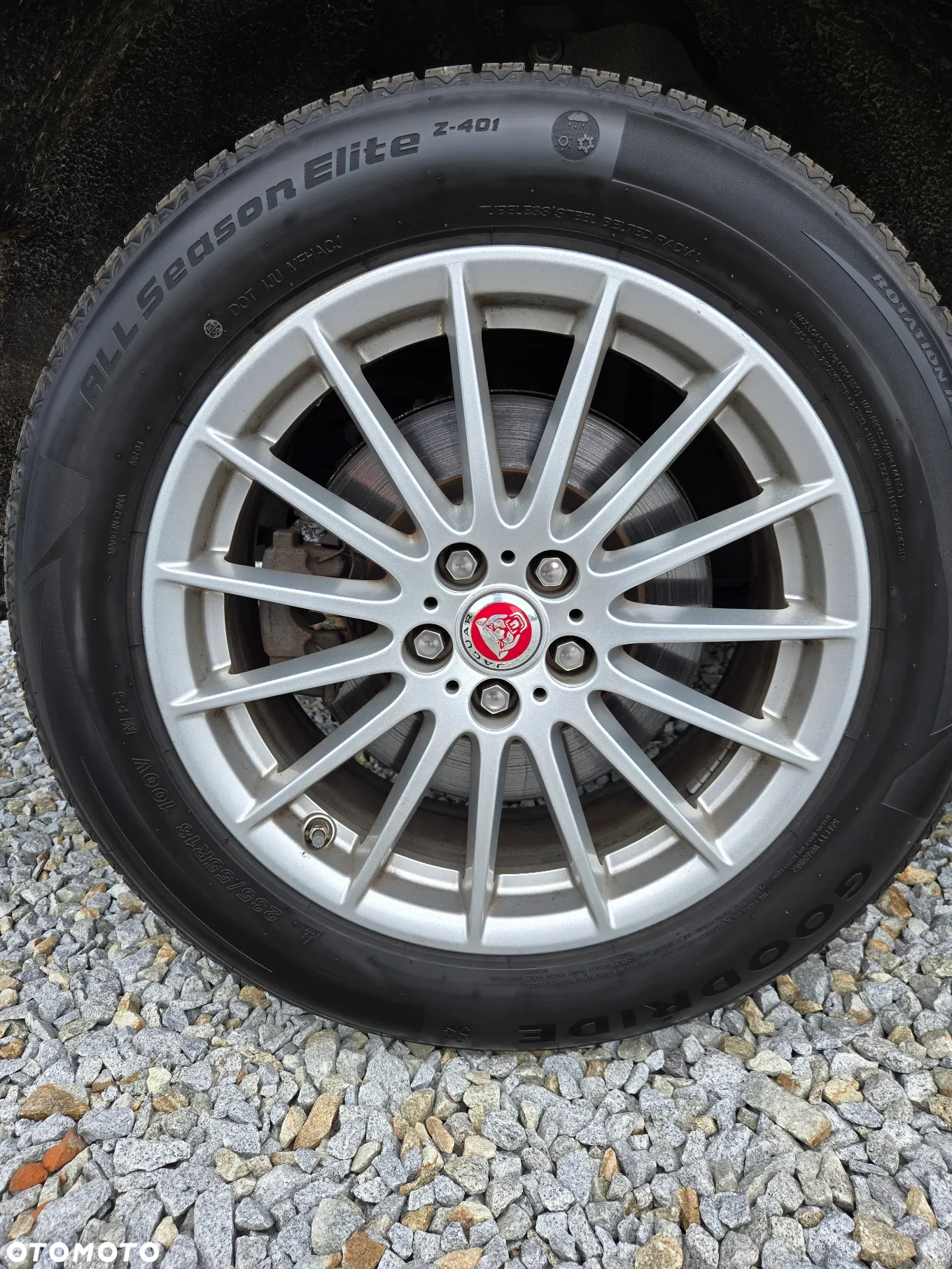 Jaguar F-Pace 2.0 i4D RWD Pure - 11