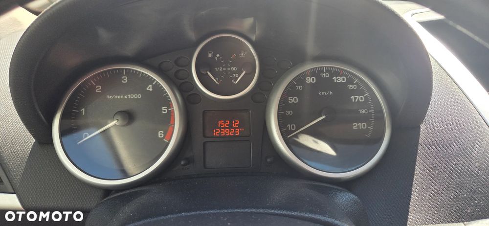 Peugeot 207 1.4 HDi U Move - 17
