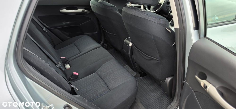 Toyota Auris - 17