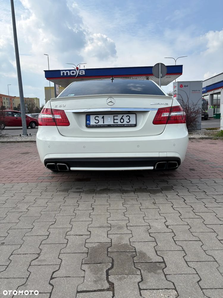 Mercedes-Benz Klasa E 63 AMG - 9