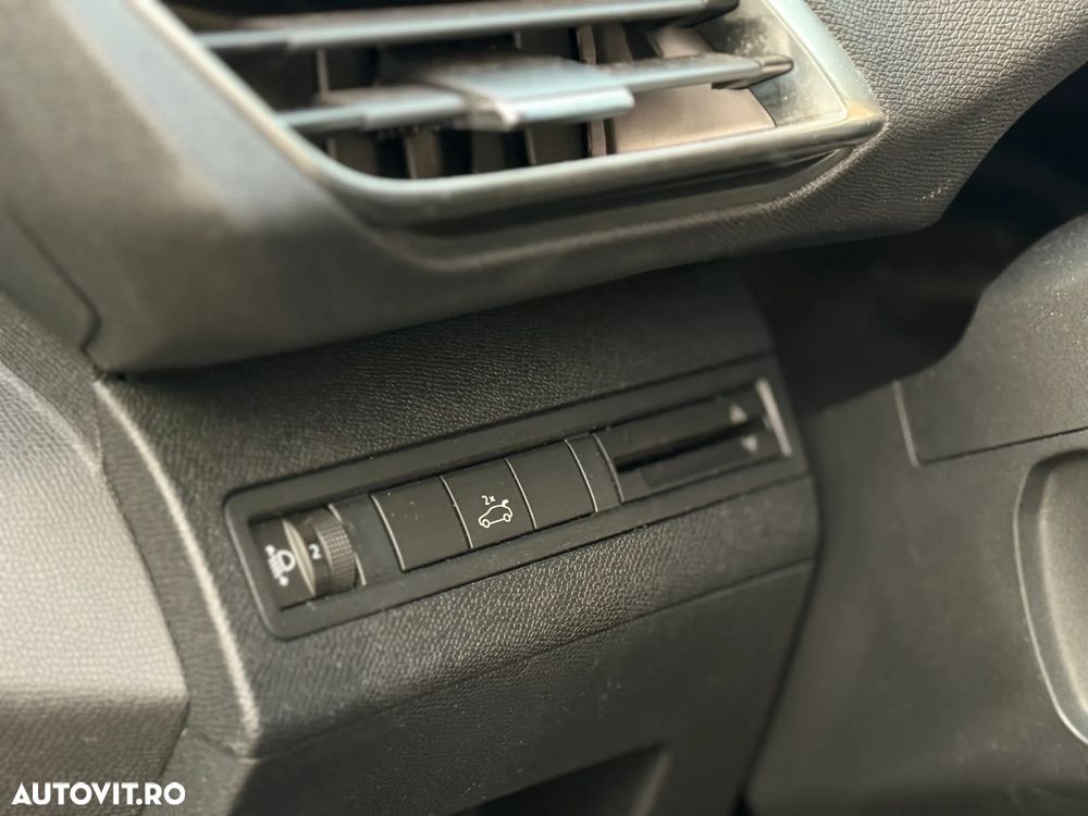 Peugeot 3008 - 33