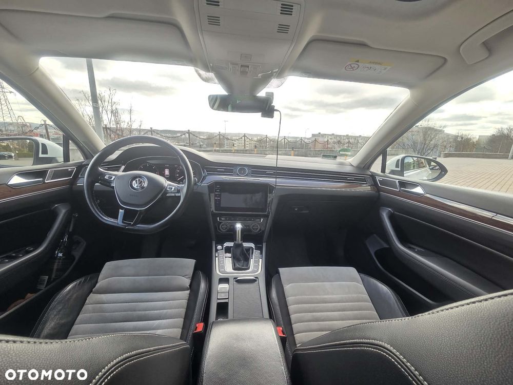 Volkswagen Passat 2.0 TDI BMT SCR 4Mot Highline DSG7 - 19