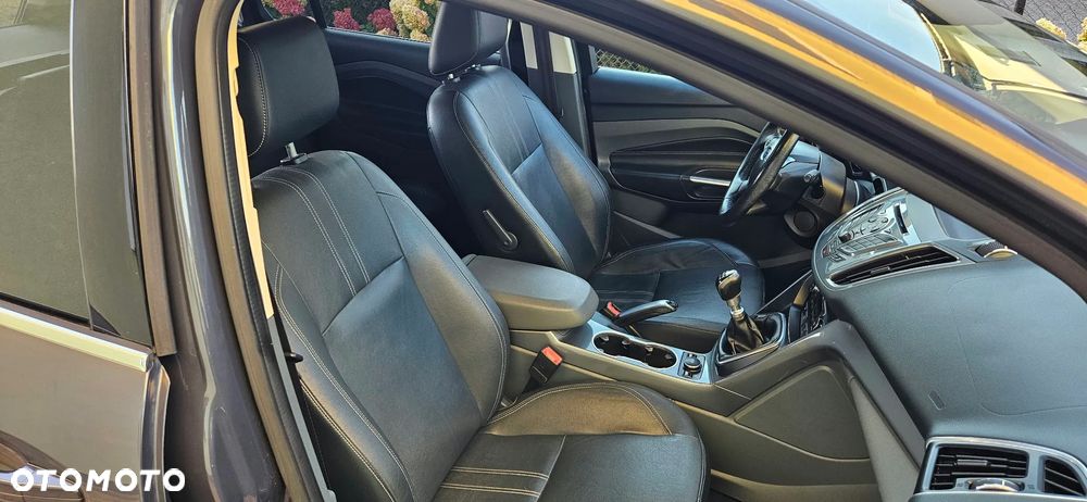 Ford Grand C-MAX - 21