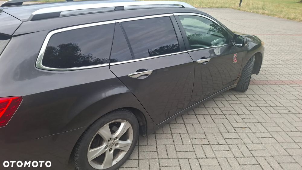 Honda Accord 2.0 Executive - 17