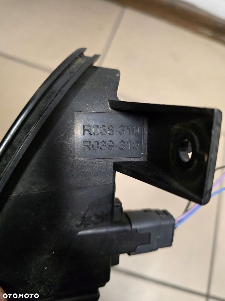 Lampa LED Renault megane III lewa lift 266051882R - 4