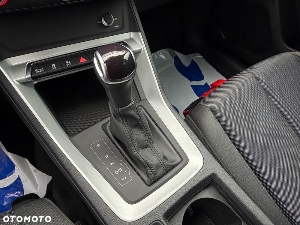 Audi Q3 Sportback 35 TFSI mHEV S tronic - 24