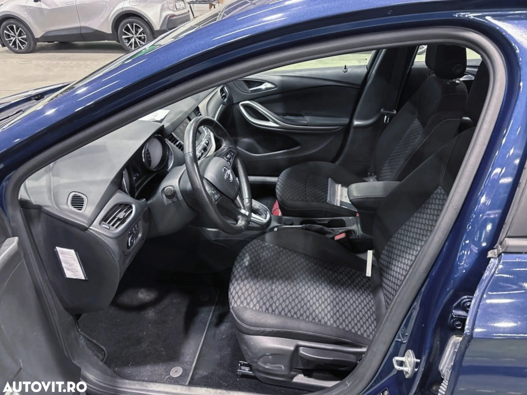 Opel Astra 1.5 D Start/Stop Automatik Edition - 4