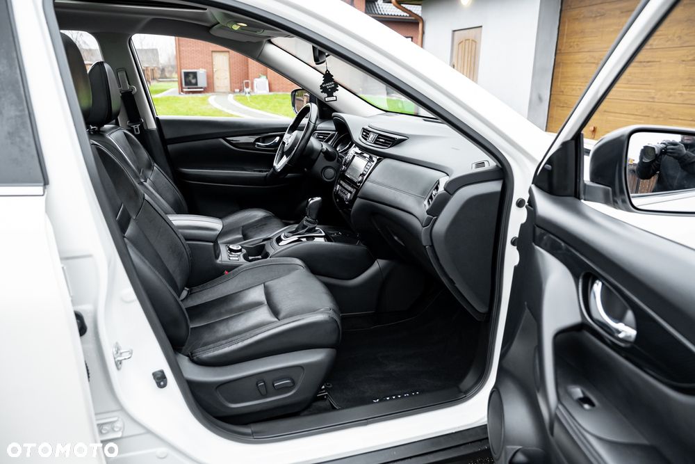 Nissan X-Trail 2.0 dCi ALL-MODE 4x4i Xtronic Tekna - 23