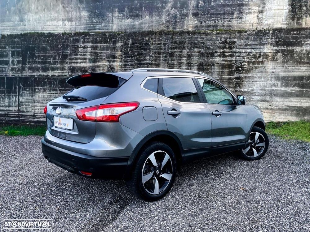 Nissan Qashqai 1.6 dCi N-Connecta 18 - 3