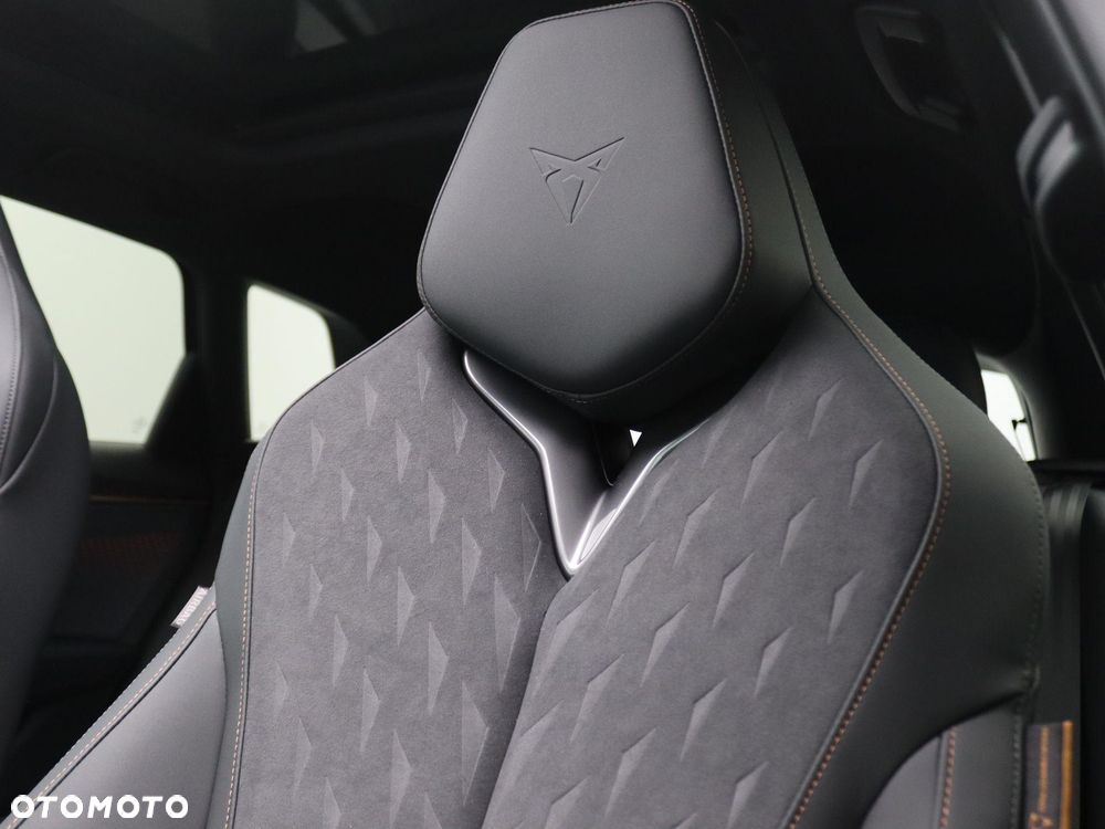 Cupra Terramar 1.5 e-Hybrid DSG VZ - 34