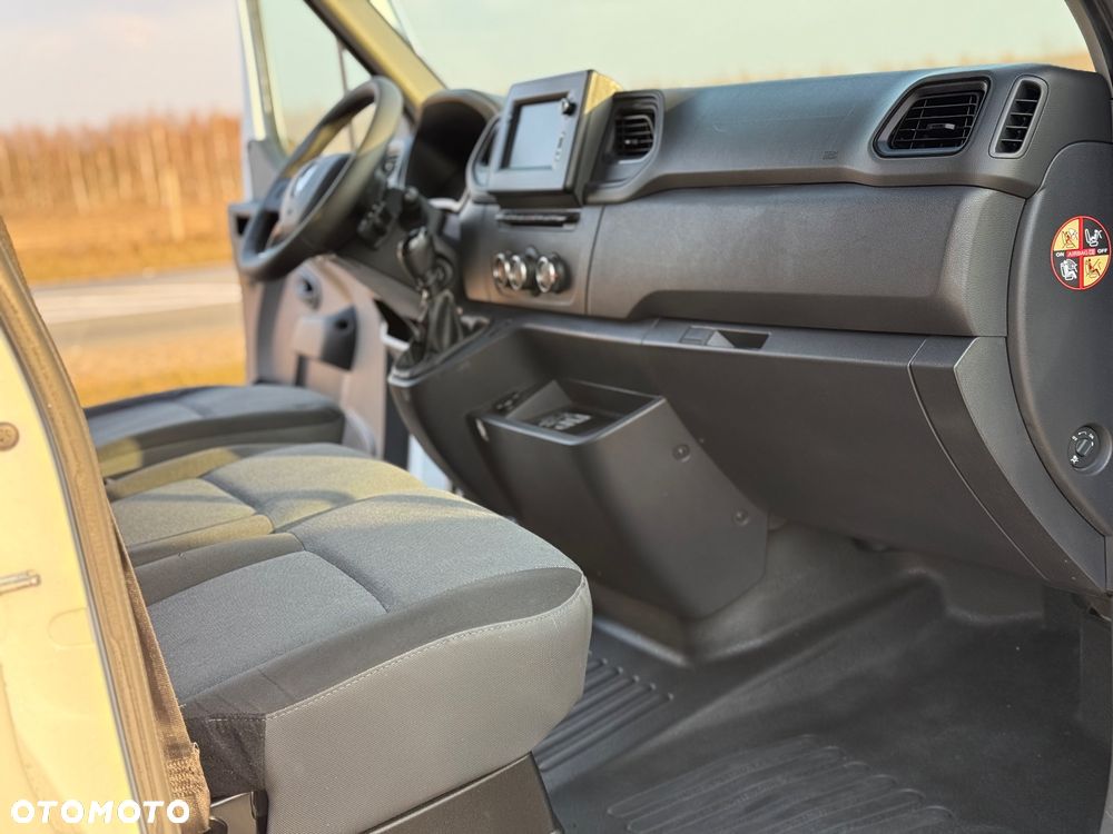 Renault Master - 17