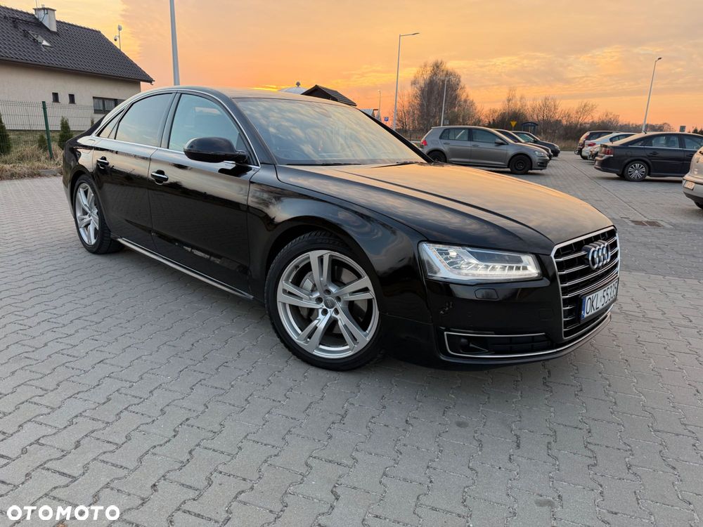 Audi A8 - 1