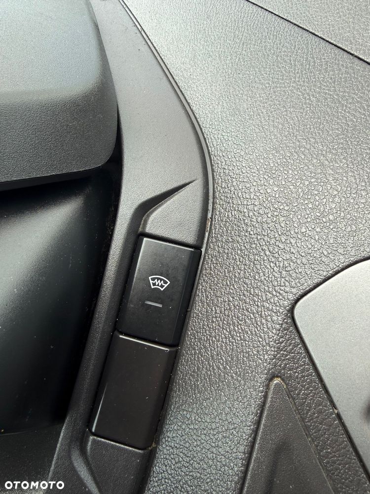 Ford Transit Custom - 28