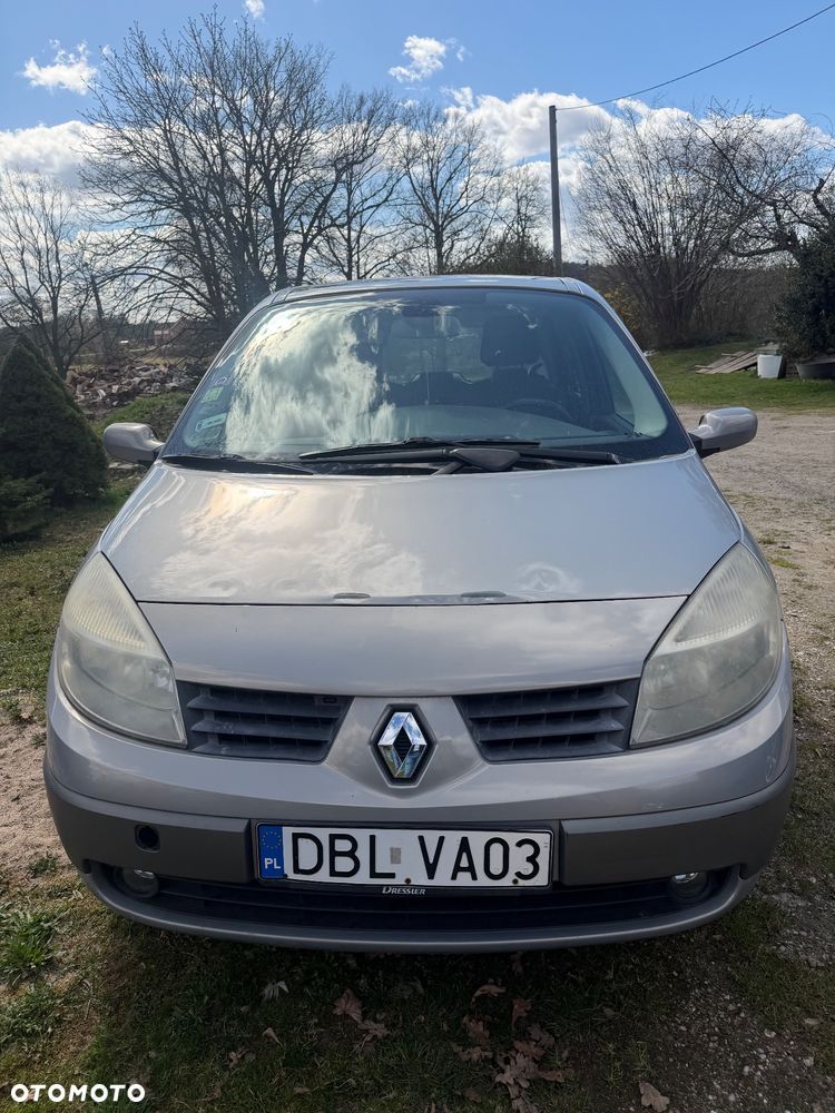 Renault Scenic 1.9 dCi Confort Privilege - 9