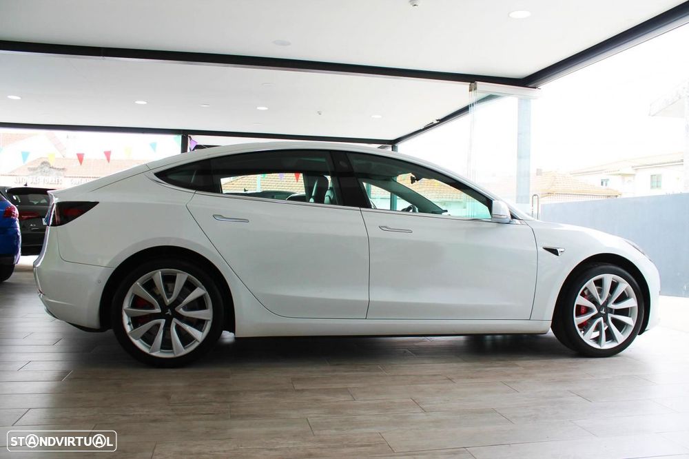 Tesla Model 3 Standard Range Plus RWD - 5