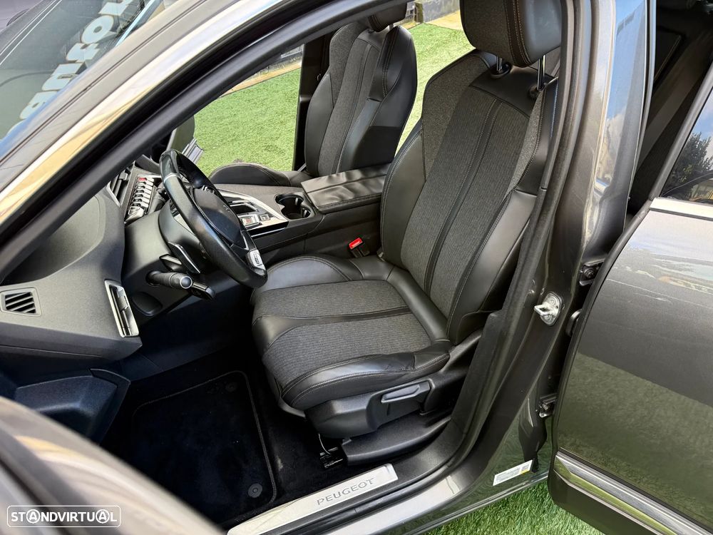 Peugeot 3008 1.6 BlueHDi GT Line EAT6 - 27