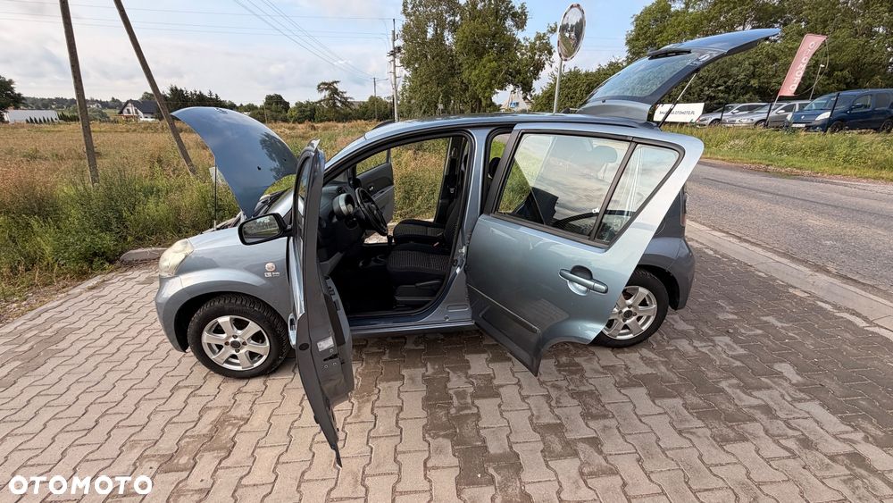 Daihatsu Sirion - 8