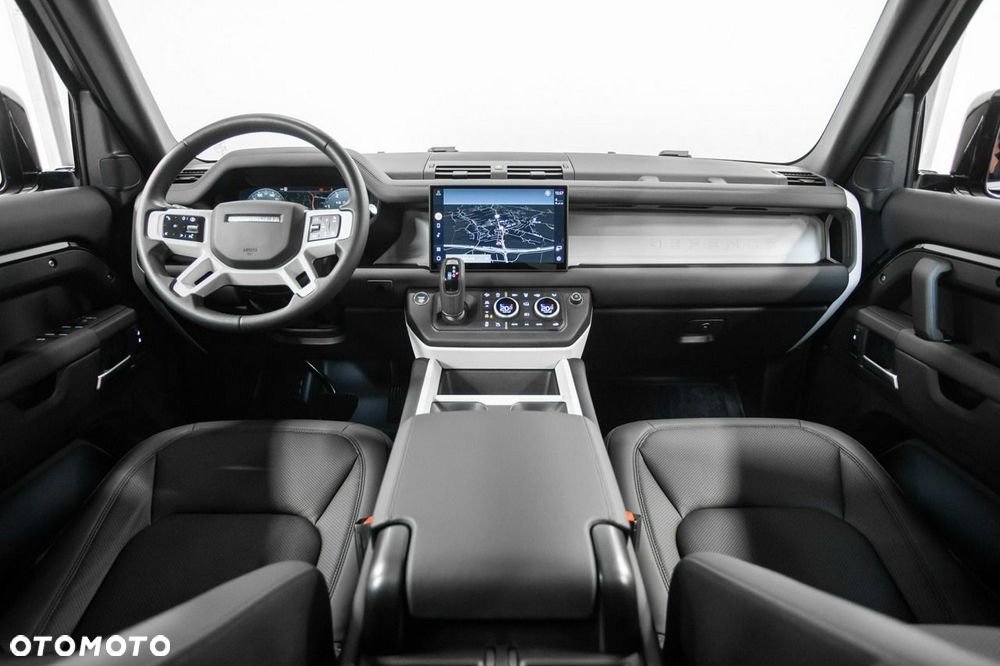 Land Rover Defender - 19
