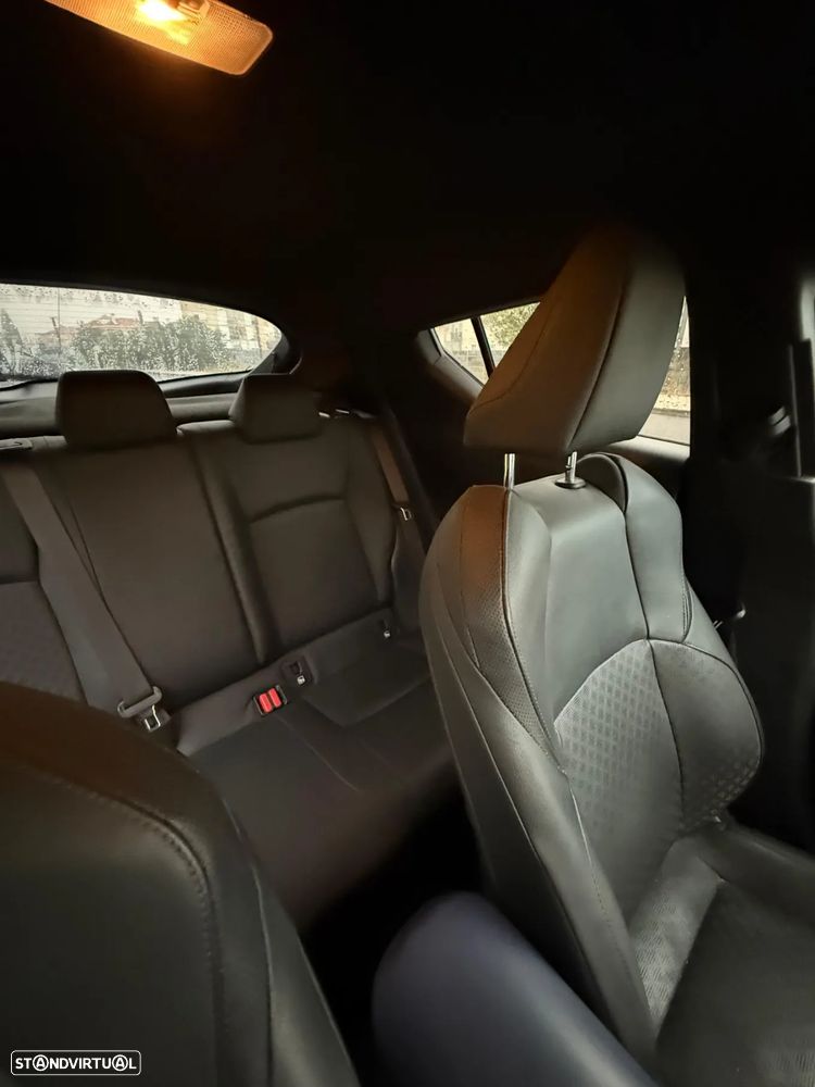 Toyota C-HR 2.0 Hybrid Lounge - 5