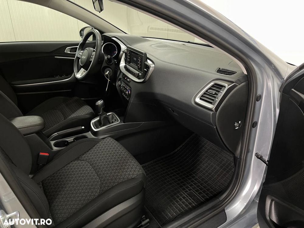 Kia Ceed 1.5 T-GDI 6MT Best - 10