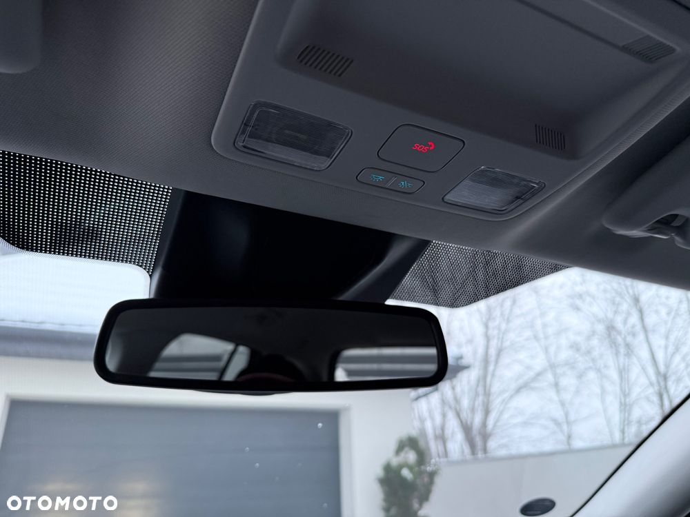 Ford Focus 2.0 EcoBlue Start-Stopp-System TITANIUM - 29